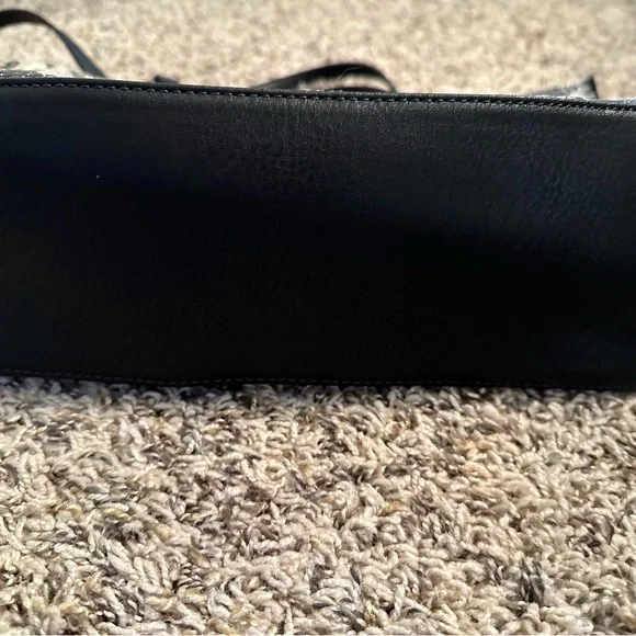 Sakroots wanderlust Artist Circle Zip Tote NWOT - Picture 7 of 7